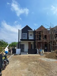 CLUSTER 2 LANTAI EKSLUSIF DI SINGOSARI - HARGA MULAI 300 JUTAAN