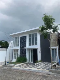 INVESTASI VILLA MEWAH DEKAT KAMPUS - HANYA 649 JUTA