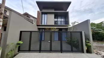 RUMAH 2 LANTAI MURAH FULL FURNISHED DEKAT JALAN KALIURANG KM 7