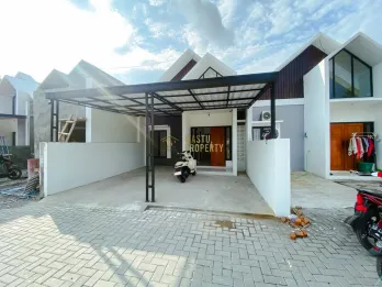 RUMAH CANTIK MODERN DI KALASAN DEKAT KAMPUS DAN RUMAH SAKIT