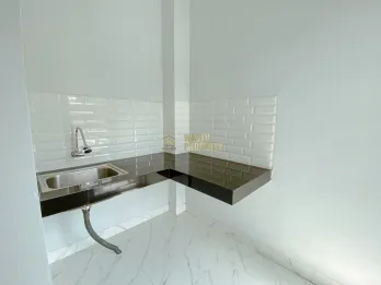 RUMAH EKSKLUSIF DAPAT LOKASI YANG PREMIUM DEKAT SEKOLAH DAN RUMAH SAKIT