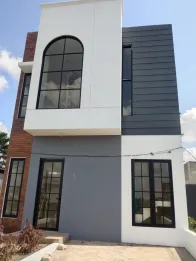 RUMAH MEWAH DESAIN ALA EROPA 2 LANTAI FREE KANOPI - HARGA 390 JUTA