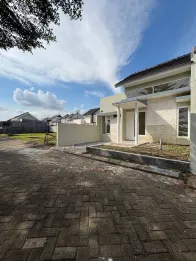 RUMAH MODERN AKSES JALAN FULL PAVING - HARGA 365 JUTA
