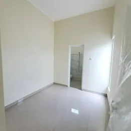 RUMAH MODERN SIAP HUNI HARGA MURAH DEKAT UKRIM DI KALASAN.