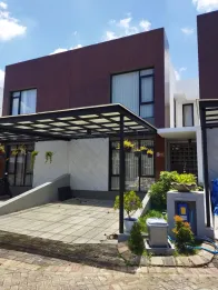 RUMAH SECOND MINIMALIS DI TASIKMADU -HARGA 900 JUTA