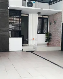 [AMR-205.PAS-Y] For Yearly Rent House 2-Bedrooms in Tukad Petanu Renon