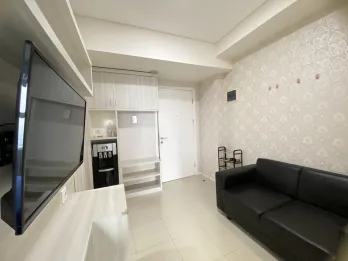 DIJUAL BU APARTEMEN PARAHYANGAN RESIDENCE TIPE 1 BED ROOM, FURNISHED