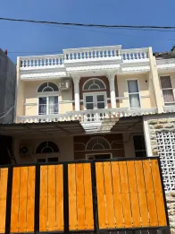 DIJUAL CEPAT RUMAH 2 LANTAI LOKASI GRAND BANDARA WENDIT