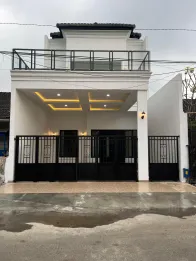 DIJUAL RUMAH BARU MODERN MINIMALIS SAWOJAJAR 1
