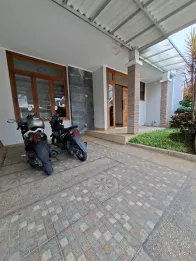 DIJUAL RUMAH BEKAS 3 LANTAI DI MALANG - SIAP HUNI & TERAWAT