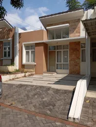 DIJUAL RUMAH BU ( BUTUH UANG ) LOKASI CITRA GARDEN MALANG