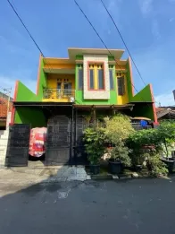 Dijual Cepat Rumah 2 Lt, Bagus, Bebas Banjir, Row