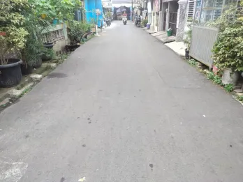 Dijual Cepat Rumah 2 Lt, Bagus, Bebas Banjir, Row 2 mobil, Cilincing