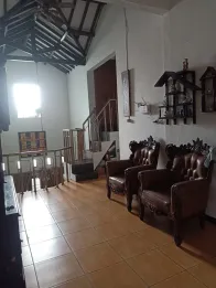 Dijual Cepat Rumah 2 Lt, Bebas Banjir, Row 2 Mobil, BCS Kelapa Gading