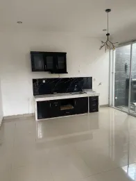 Dijual Cepat Rumah Bagus 2 Lt, Bebas Banjir, dekat  AEON JGC