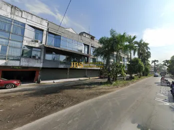 Dijual Ruko di Komplek Graha Metropolitan Jalan Kapten Sumarsono