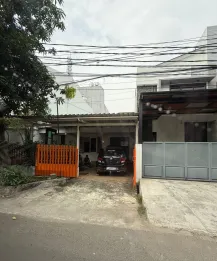 Dijual Rumah 1,5 Lt, Strategis Bisa Buat Usaha dekat Mal Kelapa Gading