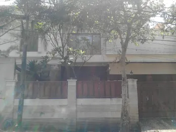 Dijual Rumah 2 Lantai di Kemang Timur, Jakarta Selatan