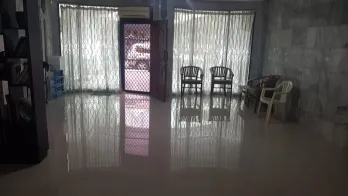 Dijual Rumah 2,5 Lt, Bagus, Row 3 mobil, Bebas Banjir, Kelapa Gading