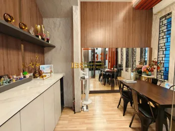 Dijual Rumah 2,5 Tingkat di Komplek Cemara Asri, Deli Serdang