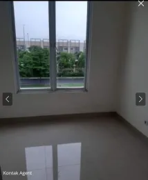 Dijual Rumah Bagus 2 Lantai, Bebas Banjir, Row 2 Mobil, JGC