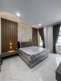 Dijual Rumah Baru 2,5 Tingkat di Komplek Kirribili - Krakatau