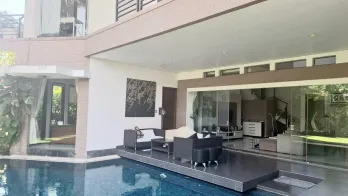 Dijual Rumah Full Furnished di Teras Ayung Gatot Subroto Denpasar Bali