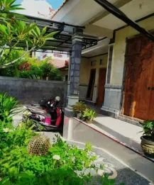 Dijual Rumah Hadap Selatan 1 Lantai 4 Kamar Trijata Denpasar Utara