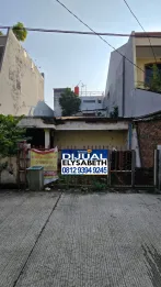 Dijual Rumah Hitung Tanah, 120m2, Row 2 mobil, Strategis, Kelapa Gading