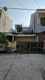 Dijual Rumah Hitung Tanah, 120m2, Row 2 mobil, Strategis, Kelapa Gading