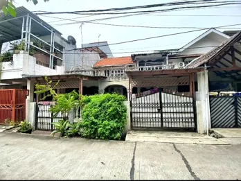 Dijual Rumah Hitung Tanah, 1.5 Lt, Bebas Banjir, BCS Kelapa Gading