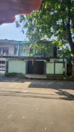 Dijual Rumah Hook, 2 Lt, Hadap Selatan Barat, Bebas Banjir, Sunter