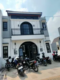 Rumah Kost Mahasiswa 8 Kamar Malang Kota Dekat UB Harga 1M