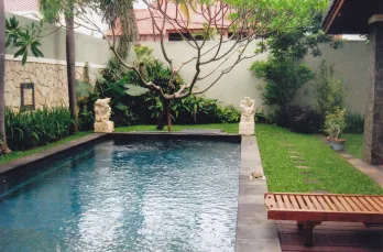 Dijual Rumah Luas di Cipete, Jakarta Selatan