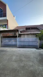 Dijual Rumah Standar 2 Lt, Bebas Banjir, Row 2 mobil, BCS, Kelapa Gading