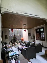 Dijual Rumah Strategis di Cempaka Putih Barat, Jakarta Pusat