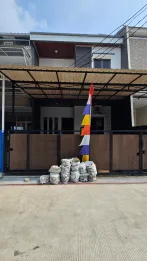 Dijual Rumah di Kelapa Gading, 2 Lantai, Bagus, Lokasi Strategis