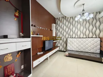 Dijual Villa 2,5 Tingkat di Komplek Mutiara Palace Jalan Selamat Ketaren