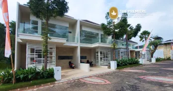 Dijual Villa Aktif The Premiere at Sartika, View Pegunungan