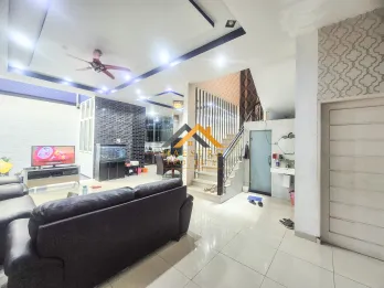 Dijual Villa Kondisi Siap Huni di Kompek Cemara Asri Jalan Azalea 4