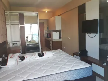 Disewakan Apartemen PUNCAK BUKIT GOLF Lantai 25 Full Furnish Surabaya Barat