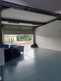 Disewakan Gudang Siap Pakai, 960 m2, Strategis, dekat Pinggir Jalan Raya