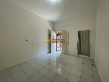 Disewakan Rumah 1 Tingkat di Komplek Cemara Hijau Jalan Metal