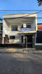 Disewakan Rumah Bagus, 2 Lt, Bebas Banjir, Depan Taman, BCS Kelapa Gading