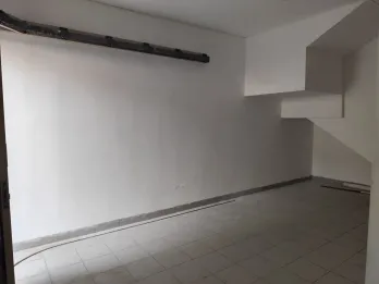 Disewakan Rumah Bagus, 3.5 Lt, Bebas Banjir,  Belakang Mal Kelapa Gading