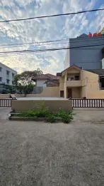 Disewakan Tanah Kosong di Perumahan, Sudah conblok, Row Jalan 2 mobil, BCS