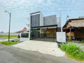 Hot Deal! Rumah Sleman Pinggir Jalan, Turun Harga + Bonus Pagar & Canopy