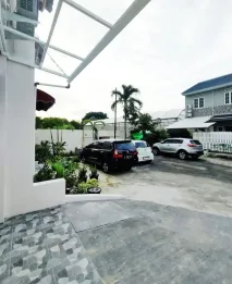 Hunian 3 lantai siap huni di cipinang jakarta timur