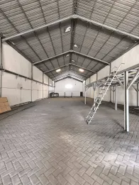 JUAL / SEWA Gudang Margomulyo Indah Blok H sudah renov, siap pakai