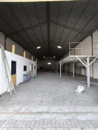 JUAL / SEWA Gudang Margomulyo Indah Blok H sudah renov, siap pakai